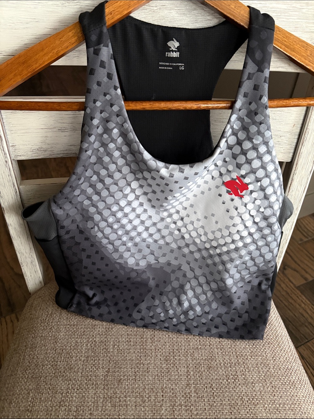 Rabbit Pacer Pocket Crop Black Heat Map sz Large